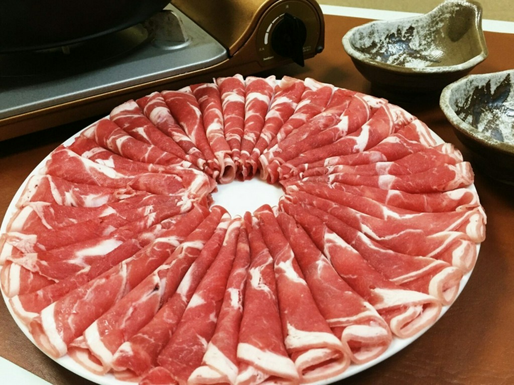 ラム肉しゃぶしゃぶ　２人前