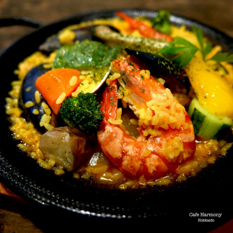 本格的な欧風メニューをカジュアルな雰囲気で味わえるカフェ