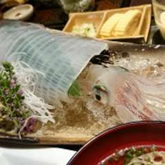 活イカ定食！金、土、日もランチ営業しています。