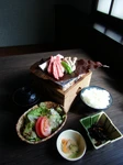 ※ご飯・味噌汁・漬物・おかず1品・サラダ付き
お肉1.5倍は2180円