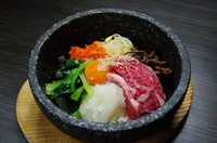 わかめスープ・おかず一品・サラダ・漬物付き