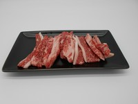 友バラ（中バラ、外バラ）使用。霜降りと濃厚な風味が特徴です。