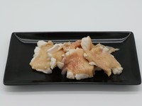 小腸。和牛の生ホルモンは脂身がたっぷりでとても甘いです。