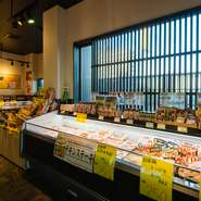 美味しい黒毛和牛が気に入ったなら、遠くに住むあの人へ送ってみてはいかがでしょうか。その場で、ギフト発送も可能。自らが美味しいと納得している品物を送るので、安心して発送できます。詳細はスタッフまで。