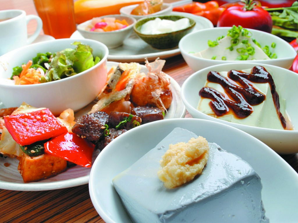 身体に優しい健康バイキング！平日ランチは1000円にて