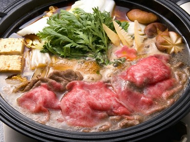   銀座「マロニエゲート」の最上階ですき焼きに舌鼓！