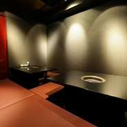 喫煙可能な掘りごたつタイプの完全個室（２名様からok）