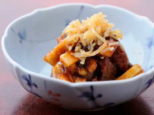 【どぜう飯田屋】のメニューは、どじょう料理のみならず