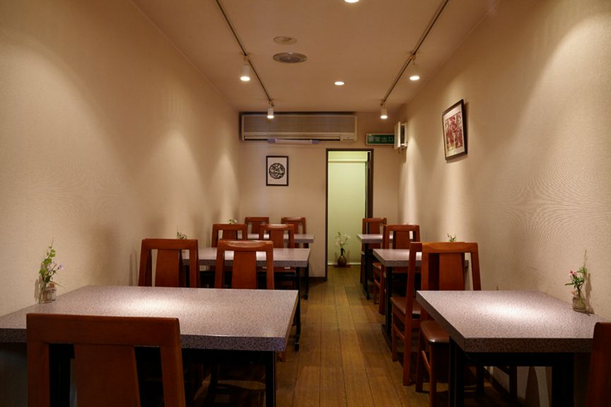 シンプルなインテリアが、くつろぎのひとときを約束