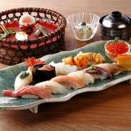 銀座へショッピングにやってくる女性たちに人気なのは、『小樽』などのランチメニュー。リラックスして寿司を楽しんでほしいと、お昼でも予約で個室が利用できます。女子会の時にはぜひ使いたいサービスです。