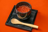 北海道産のいくらを贅沢に味わう。フォトジェニックな一品『冷製いくら茶碗蒸し』