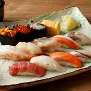 ・先付
・おすすめ13貫
・止椀
・デザート