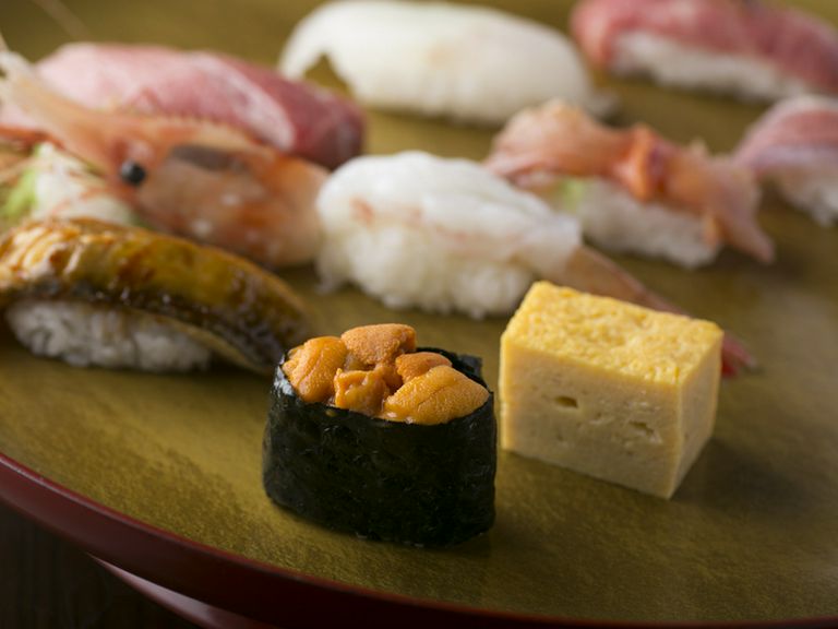 伝統の味と新感覚の創作寿司。どちらも違った魅力があります