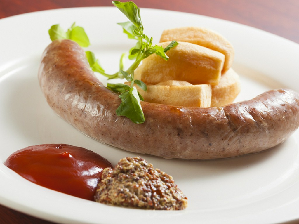 ボリューム満点！　一から手作りの『当店自家製ソーセージ』