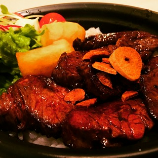 ハラミステーキ丼