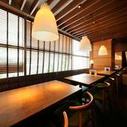 料理の美味しさには定評があるので、お酒の飲めない方がいても、安心して女子会に使えます。清潔な空間で、新鮮でヘルシーな魚介料理を食べ尽くせます。