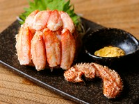 売り切れ必須の『毛蟹の甲羅詰め』