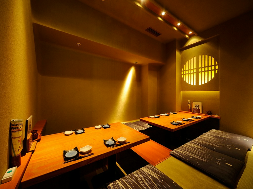 【魚金】ファン歓喜。勝負ディナーに使える半個室を用意してます