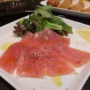 新鮮な生マグロをご堪能下さい。