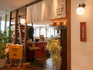 <ベビーカーごとの入店>