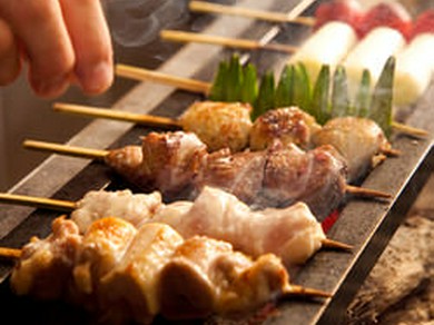 職人が一本一本こだわりの火入れで仕上げる串