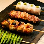 鳥幸本格串7本と自慢の逸品を堪能できるライトコース。