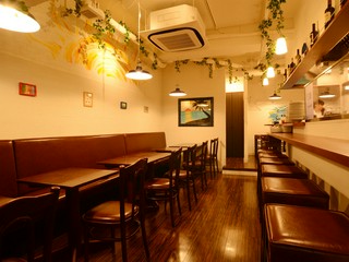 24～35名様（立食50名）でお店を貸し切って、プライベートに！