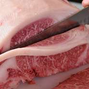 北海道牛肉の代表ブランド「白老牛」A4等級のサーロイン