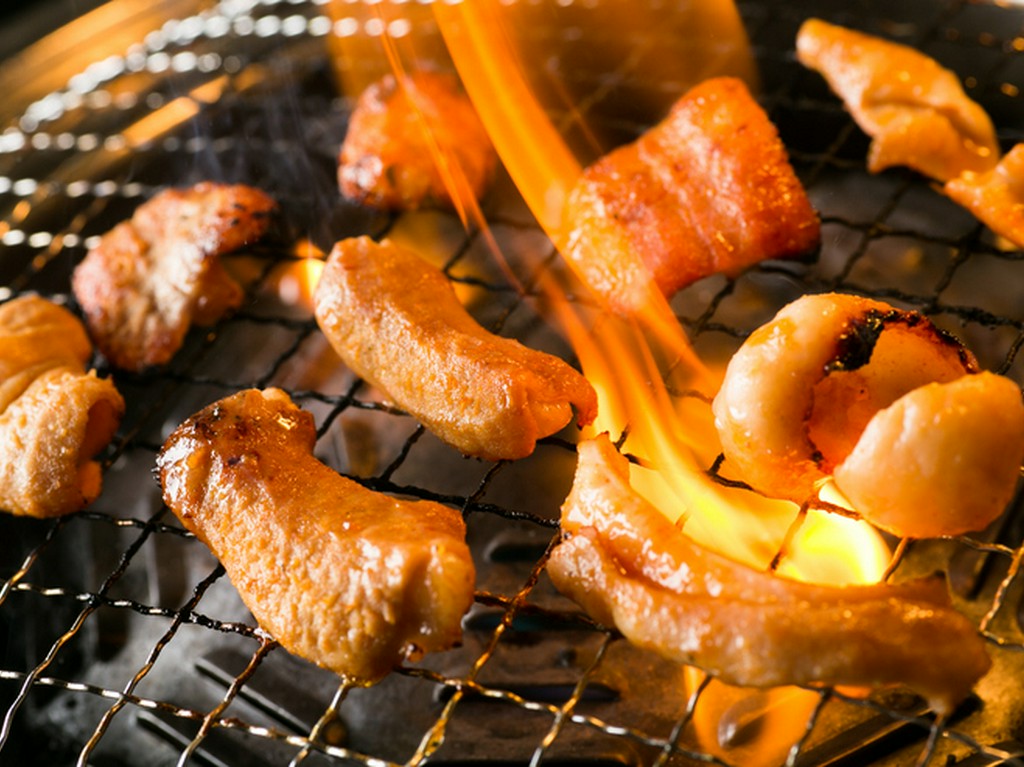 ちょっとした会食に。ワイワイにぎやかなお食事を楽しめます