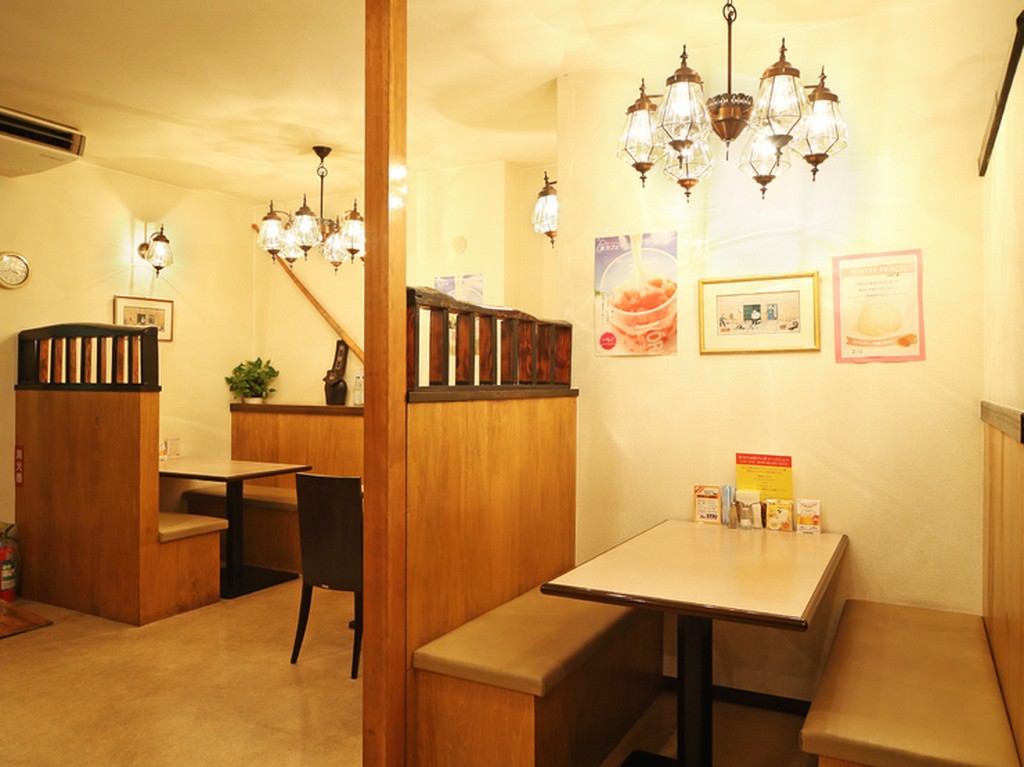 飾らない雰囲気と温かい接客で、おひとりさまもゆったり過ごせる