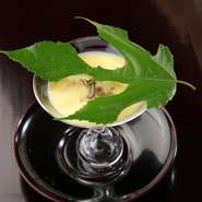 濃厚なとうもろこしの自然な甘みが引き立つ一品。旬の時期ならではの味わいを召し上がれ。