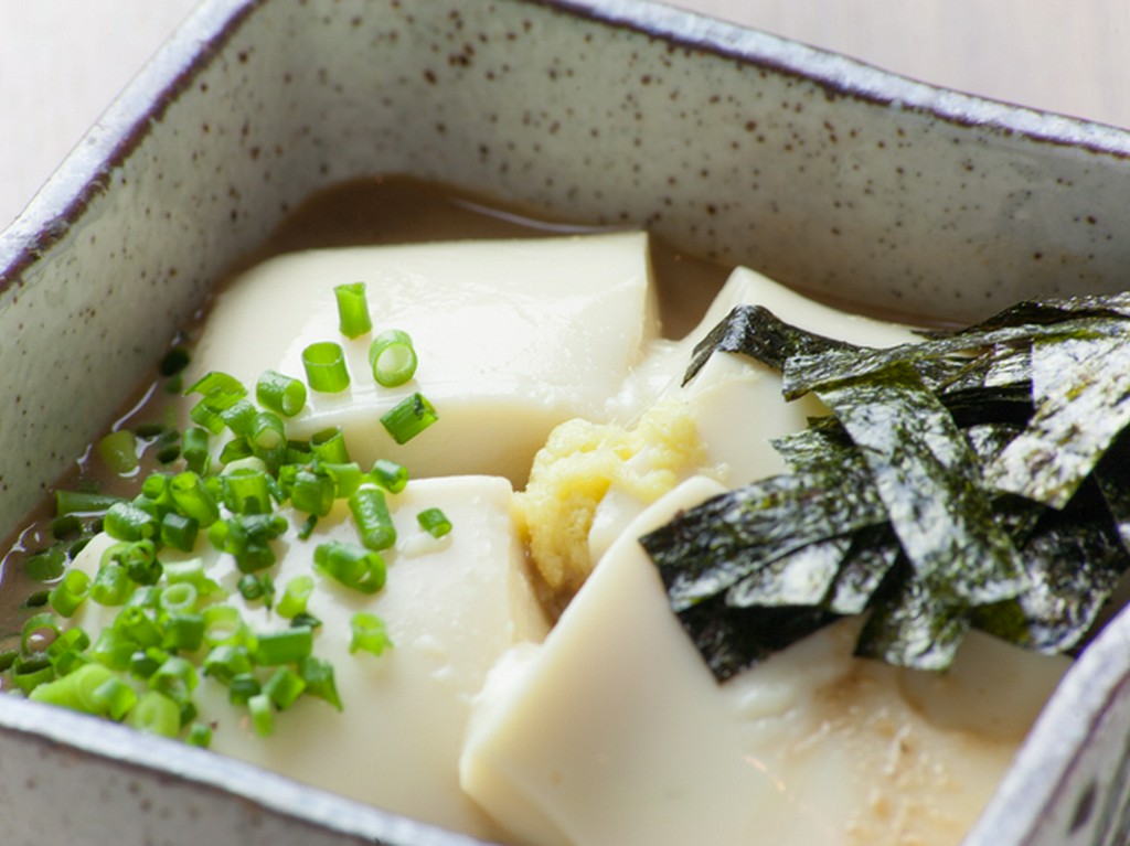 有田名物の不思議な食感『ごどうふの冷奴』