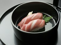 料理長こだわりの本マグロで握る『本マグロ寿司』