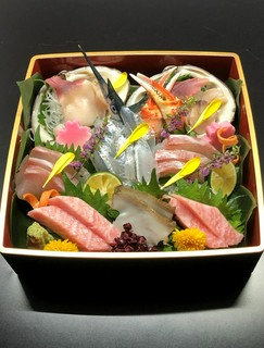 デリバリー＆テイクアウトを始めました