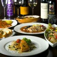 女子会をはじめ、接待や各種宴会にも対応している【BALLADE　バラード】。『キングサーモンのポアレ』や『地鶏のガーリックソテー』など、本格的なメニューが用意されています。