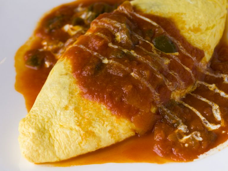 バーでいただける、本格的な『チキンオムライス』