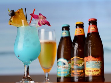 コナビールやハワイアンカクテルで本場の味