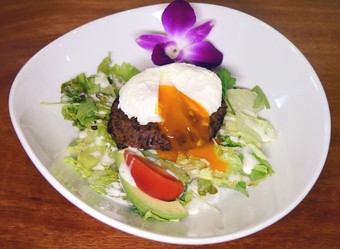 ソースが絶品な『ロコモコ』