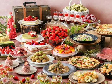 季節限定のスイーツ×40種以上のイタリアン