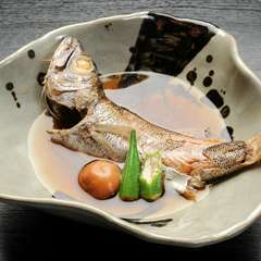 旬の食材の旨みをいかした薄味で日本酒の肴にぴったりな『煮魚』