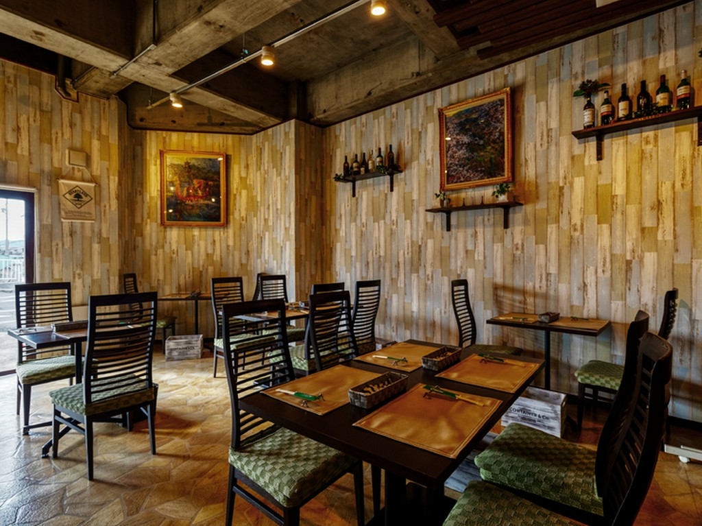 ディナータイムは、ゆっくりと寛げる大人な空間