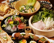 島ごはんの美味しいものを全部集めた究極の沖縄宴会コースに、2.5時間の飲み放題付！　7000円⇒6500円