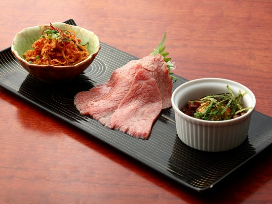 よろにく 表参道 青山 焼肉 ヒトサラ よろにく 表参道 青山 焼肉 ヒトサラ