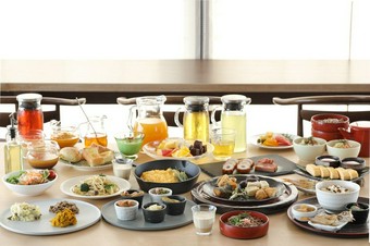 朝食バイキング