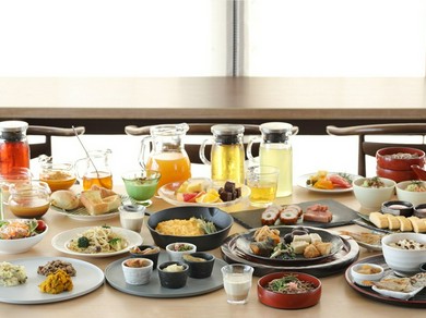 朝食バイキング