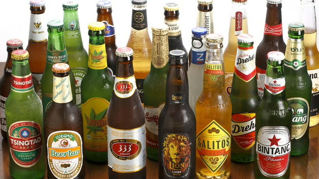 世界1９ヵ国から２５種以上のビールをラインナップ