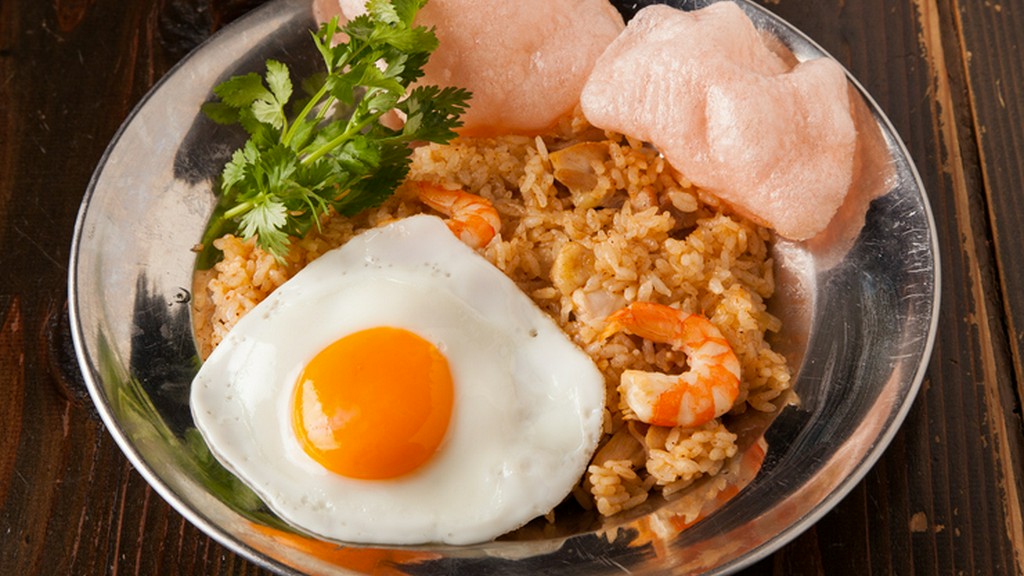 インドネシアのエスニック炒飯『ナシ・ゴレン』