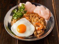 インドネシアのエスニック炒飯『ナシ・ゴレン』