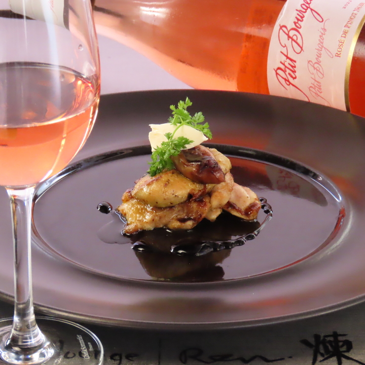 September's recommended steak course: "Teppanyaki of Hungarian foie gras and Kumamoto-produced red chicken"
