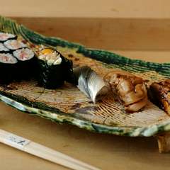 何を食べるか迷う人にはおすすめ「寿司盛り合わせ」